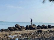 Sampah Pantai Marina : Antara Etika dan Kelalaian Pengelolaan