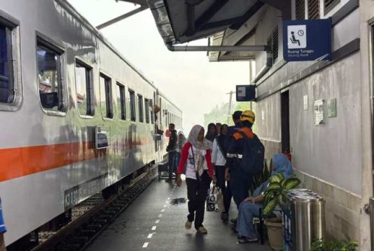 Mobilitas Warga Meningkat, Stasiun Ngrombo Catat 318.161 Pelanggan pada Semester I 2026