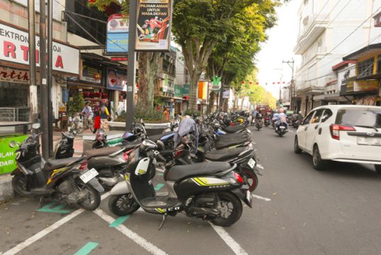 Pemkot Magelang Turunkan Tarif Parkir Motor dan Mobil