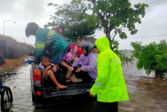 Update Banjir Kudus, Genangan Kian Meluas, Warga Mulai Mengungsi