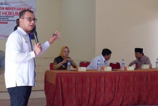 Tim PKM Magister Hukum USM Beri Edukasi Literasi Hukum Digital