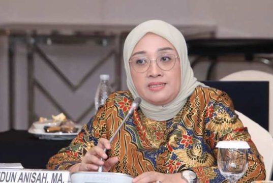 Prihatin Radikalisme Pelajar, Hindun Anisah Perkuat Aswaja Annahdliyah di Kalangan Guru Jepara