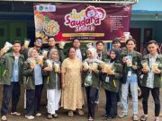 Tingkatkan Daya Saing Produk Lokal, Tim KKN Unisnu Jepara Lakukan Pendampingan UMKM “2 Saudara”