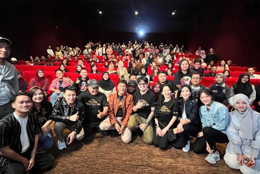 Titip Bunda di Surga-Mu Hangatkan Penonton Semarang Lebih Awal