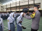 Kapolres Motivasi Ratusan Siswa SMKN 2 Kebumen