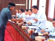 Perlu Segera Diperbaiki, LPJU yang Mati dan Jalan Rusak