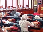 Setahun, Membahas dan Menetapkan Sebanyak 23 Raperda