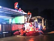 Banjir Kali Semin Menggenangi Perumahan, Warga Naik ke Atap