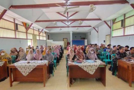 Kadisdikpora Kebumen Buka Diseminasi Pembelajaran Mendalam Bahasa Jawa