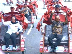 Abang Becak di Pacitan Menerima Bantuan Becak Elektrik dari Presiden