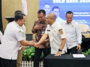 Jelang Lebaran, Gubernur Ahmad Luthfi Minta Genjot Perbaikan Jalan