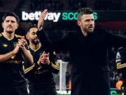 “King MU” dalam Panggung “King Carrick”