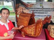 Budi Mulyo, Pengukir “Istimewa” Jepara: Terinspirasi dari Budaya Baratan, Sulap Limbah Kayu Jadi Cuan
