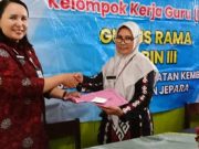 Lounching APK dan Pelatihan Penyusunan Modul Ajar Bersama di KKG Dabin III Kembang