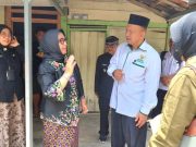 Wabup Serahkan Bantuan Pengobatan Baznas Blora di Nglandeyan Kedungtuban