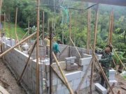 Satgas TMMD Pasang Hebel RTLH di Somagede, Wujud Kepedulian dan Kemanunggalan TNI