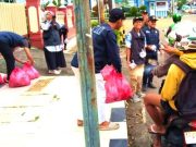 Bersama LDII, Para Pendekar Silat Menggelar Aksi Bagi-bagi Takjil