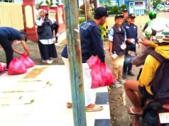 Bersama LDII, Para Pendekar Silat Menggelar Aksi Bagi-bagi Takjil