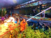 Rumah Peternakan Unggas Berisi 20 Ribu Ekor Ayam Terbakar