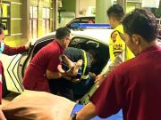 Sigap Menolong Pengendara Sepeda Motor yang Mengalami Kecelakaan