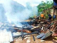 Api Tungku Dapur Berkobar, Membakar Ludes Rumah Hunian Warga