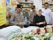 Kapolres Kudus Turun Langsung Cek Stok dan Kelayakan Makanan Jelang Lebaran