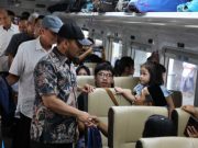 Hemat Ongkos Usai Lebaran, Gubernur Ahmad Luthfi Lepas Balik Rantau Gratis dari Stasiun Tawang