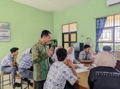Asah Kemampuan Literasi, Khoirul Muslimin Ajak Siswa SMA Belajar Menulis Berita