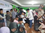 Rektor USM Santuni Anak Yatim Piatu dan Dhuafa di Desa Timbulsloko