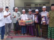 Warga RT 07 Parang Barong Tlogosari Semarang Gelar Bukber dan Santuni Anak Yatim