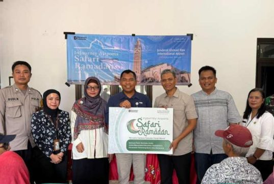 InJourney Airports Safari Ramadan Bandara Ahmad Yani Salurkan Ribuan Paket Sembako