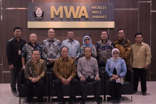 Prof. Mohamad Nasir Ketua Majelis Wali Amanat Undip