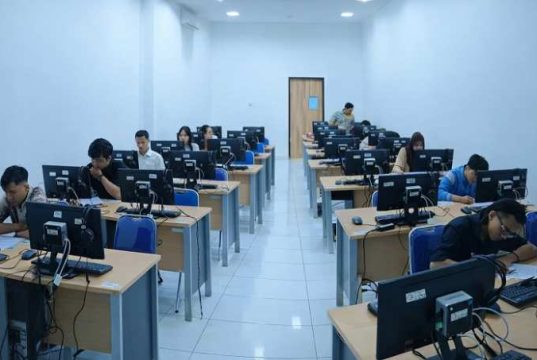 Pusat Bahasa dan Budaya USM Gelar Ujian TOEFL ITP
