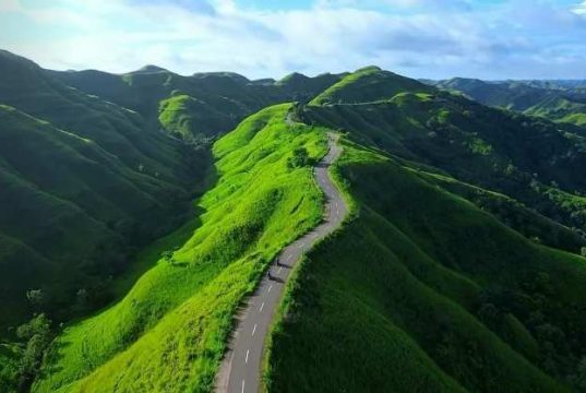 Puisi tentang Bukit Tanarara