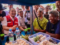 Ngopi Bareng di Angkringan, Ahmad Luthfi Kulakan Masalah dan Aspirasi Petani