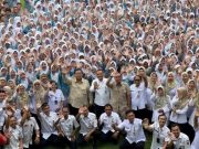 Prabowo dan Ahmad Luthfi Kunjungi SMAN 1 Cilacap, Revitalisasi Sekolah dan MBG Dipuji Siswa