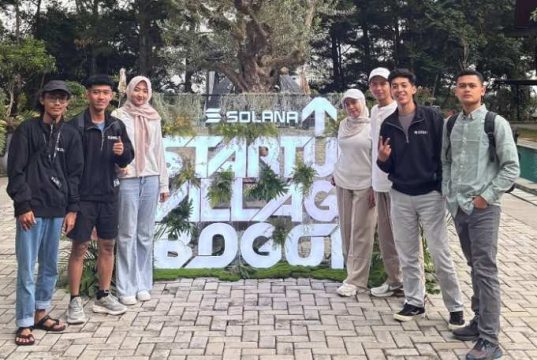 7 Mahasiswa FTIK Universitas Semarang Jadi Bagian Tim Pengembang Blockchain Internasional
