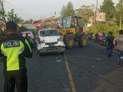 Kecelakaan di Jalan Raya Kertek Tewaskan 2 Orang, 3 Luka-luka