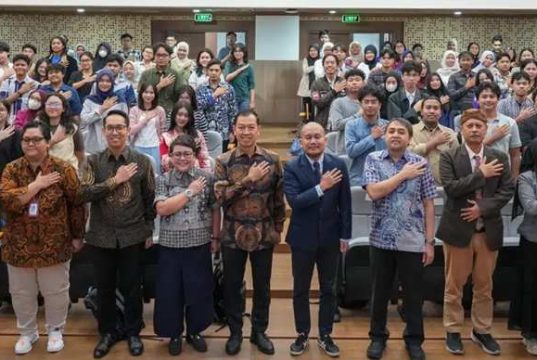 Kemenlu RI Gelar Kuliah Public Diplomacy dan Putar Film ’12 Mile: Guiding The Archipelago’ di UNDIP