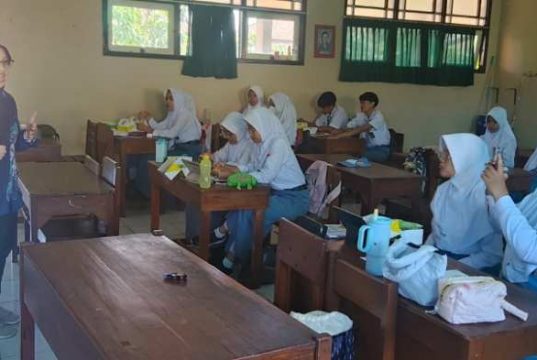 Siswa SMAN 2 Semarang Dibekali Keterampilan Pengolahan Pangan Sederhana yang Aplikatif