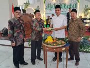 Halalbihalal LP Ma’arif NU Jepara, Bupati Jepara Serahkan Kartu Guru Sejahtera kepada Guru Ma’arif