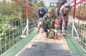 Kodim 0721/Blora-Warga Nglebur Jiken Kebut Pembangunan Jembatan Perintis Garuda