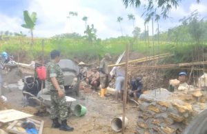 Warga dan TNI Bangun Jembatan Aramco di Karanganyar Blora, Akses Penting bagi Warga Todanan