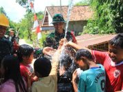 Sumur Bor Hasil TMMD Kodim Sragen Mulai Dimanfaatkan, Tawa Bahagia Anak-Anak Menggema