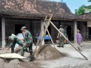 Satgas TMMD Sragen Bersama Warga Bangun RTLH, Cerminkan Kuatnya Kebersamaan TNI-Masyarakat