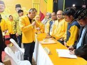 Diantar 500 Simpatisan, Wiwid Cebong Daftar Ketua DPD Partai Golkar Wonosobo