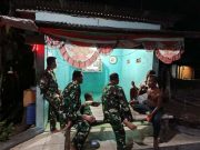 Satgas TMMD Kodim Sragen Ikut Ronda Malam Bersama Warga Karangmalang