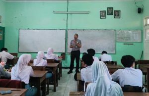 Cegah Pelanggaran ITE, Kemenkum Jateng Tanamkan Kesadaran Hukum Pelajar