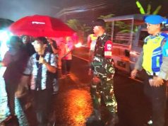 Menggelar Prosesi Perarakan Arca Bunda Maria