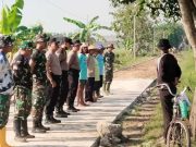 Sinergi TNI-Polri di TMMD Desa Puro Perkuat Kebersamaan dan Semangat Gotong Royong